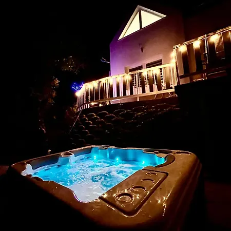 Villa Tovoelgy Privat Vendeghaz *